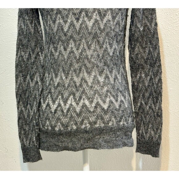 Theory Jivana Wenge Size M Sheer Baby Alpaca Wool Gray Sweater Luxury Staple - Picture 7 of 13